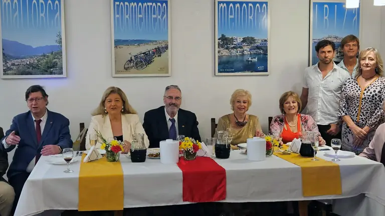 Uru.Aniv. Centro Balear 1