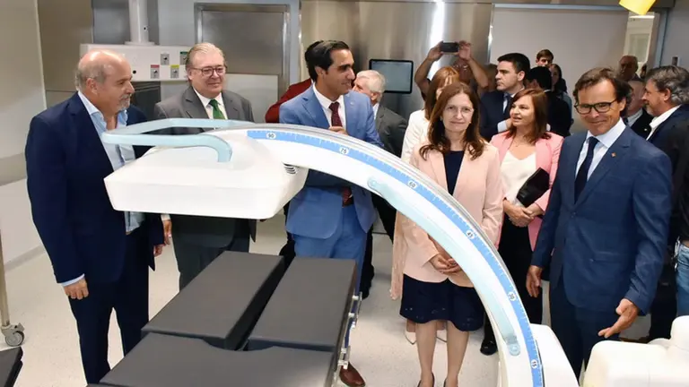 Uru.Asociacion Española-quirofano1