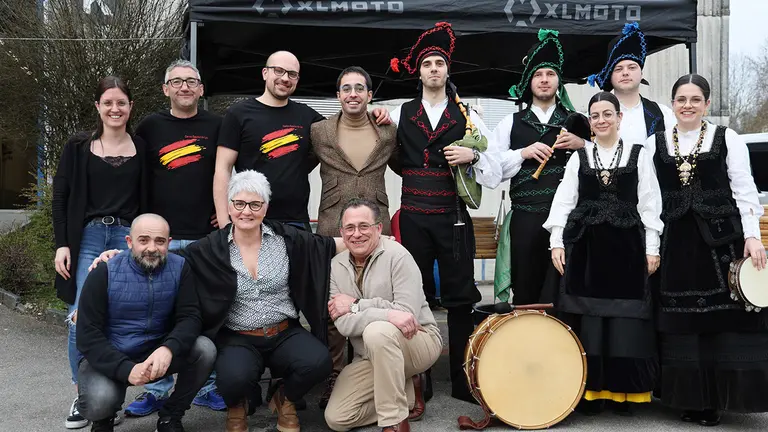 alcalde de Santa Comba, directiva y regentes del centro español de Lyss,pulpería Lolo y el grupo Santa Combers