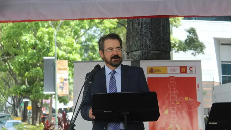 Embajada en Venezuela-Ramon Santos