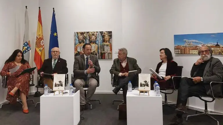 Casa Madrid-Libro Manuel Gomez 1