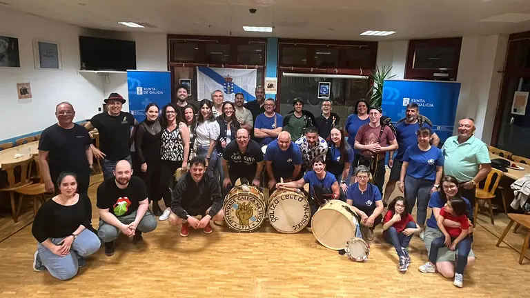 Ginebra-Foliada das Letras 3