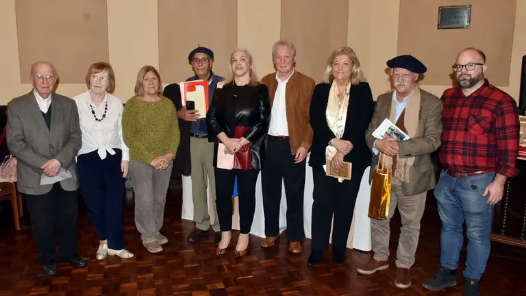 CG Montevideo-gallegos-de-tierra-adentro-en-el-centro-gallego-de-montevideo_a-viejo-pancho