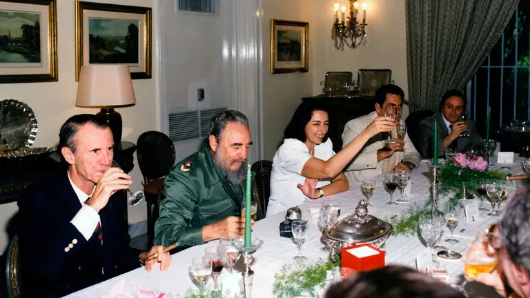 1.Embajador Gumersindo Rico 2