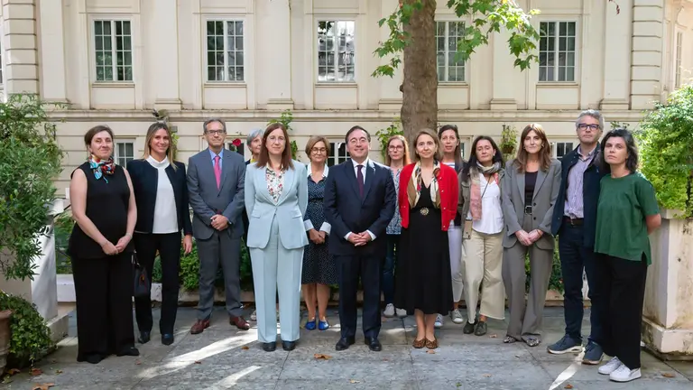 Albares-Consulado en Londres 1