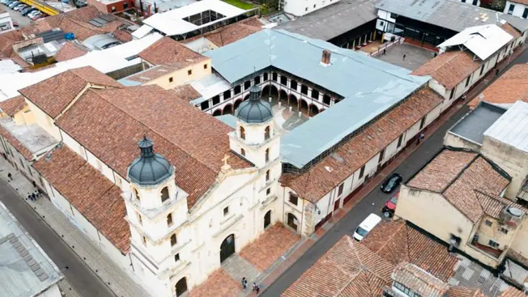 Colombia-Futura sede Centro Cultural 2