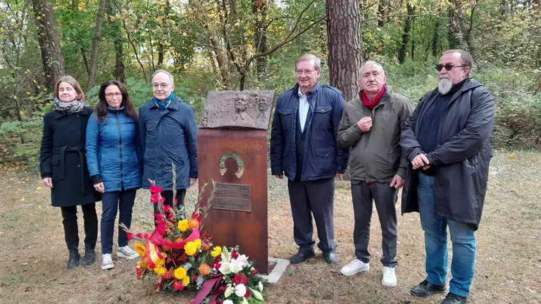 Alemania-Busto Largo Caballero 1