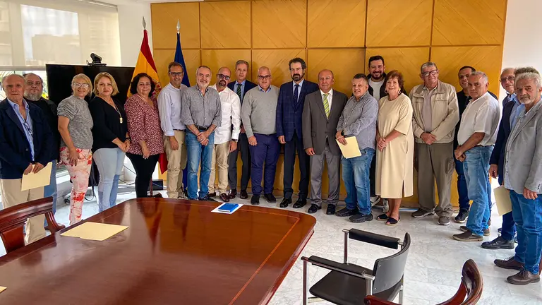 Venezuela-Embajador y centros 1