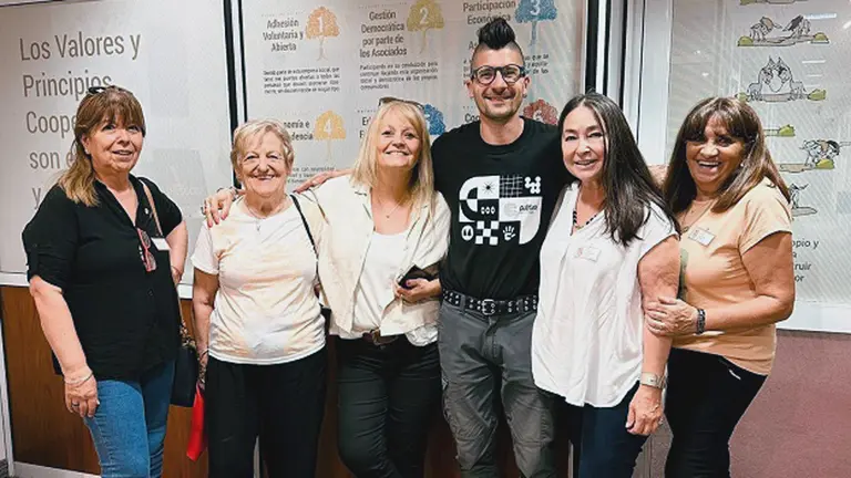 cast_y_leon_bahia_cine_2_21_10_24_2