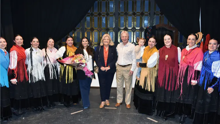 Uru.Grupo Alborada-foto final todos