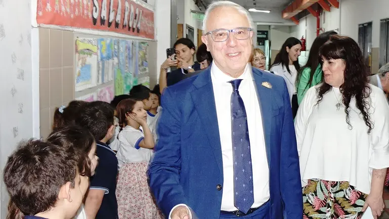 Juan José Nieto Roig en el Colegio Sgo Apóstol