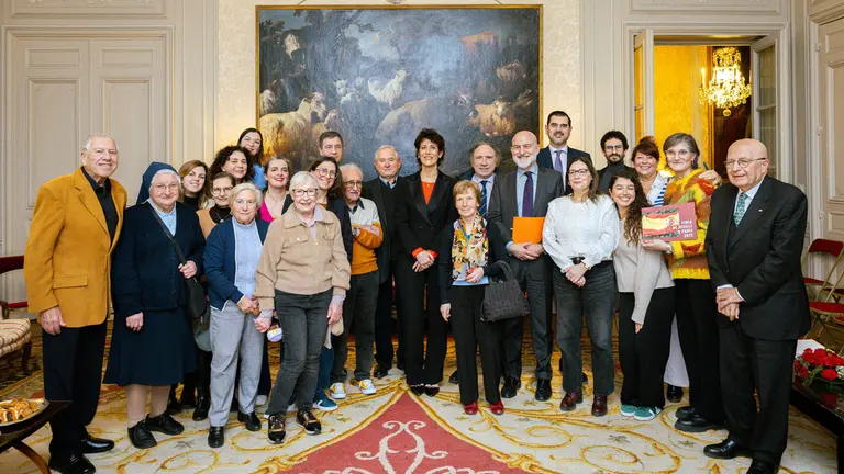 Francia-Elma Saiz colectividad 40