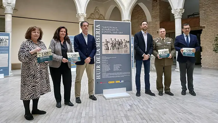 Expo Huir de la miseria