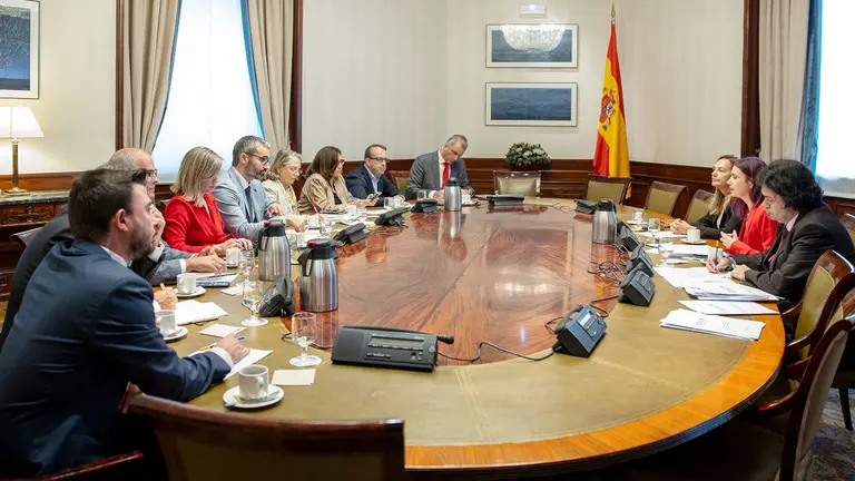 CGCEE-En la Comision de Justicia del Congreso 4