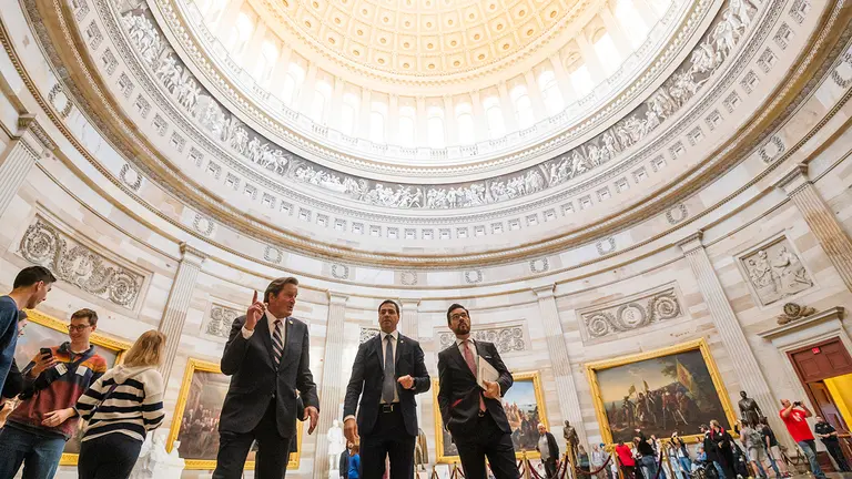 Visita_capitolio_washington_11-03-2025_JonUsual-121