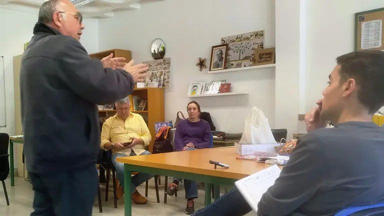 Charla al profesorado 1