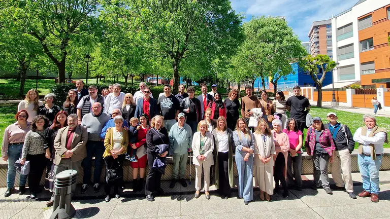 Vicepresidenta aniversario oficina retorno 1