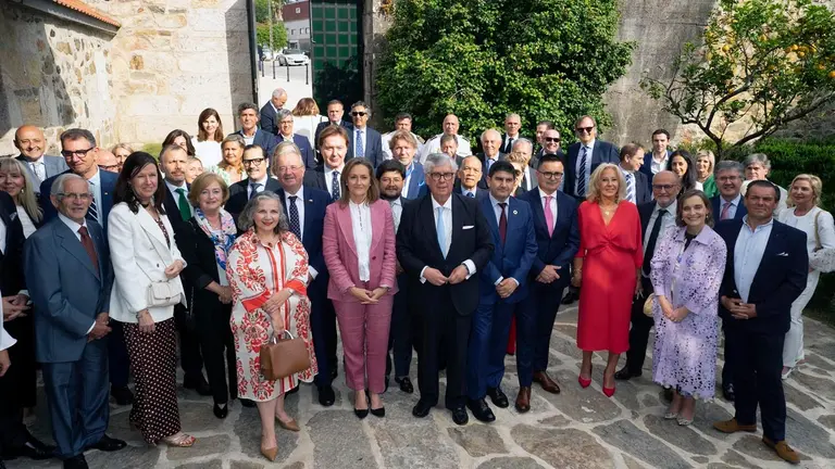 Jose Gonzalez-Cuerpo Consular 2