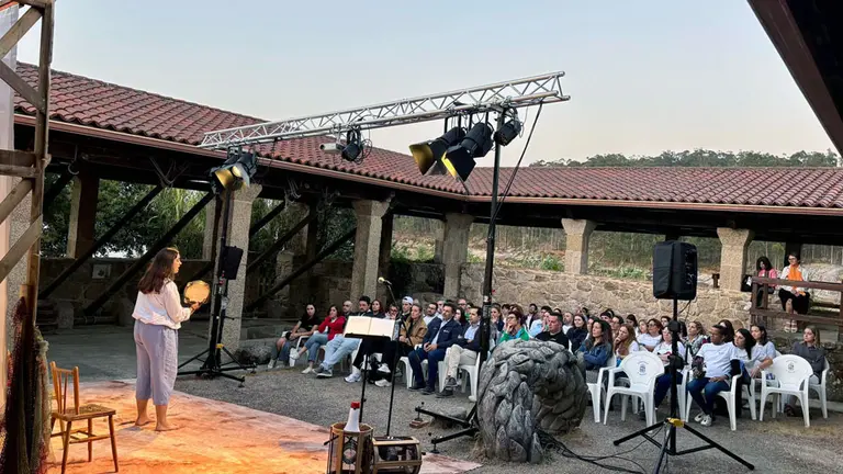 Miranda-Obra teatro en O Grove 6