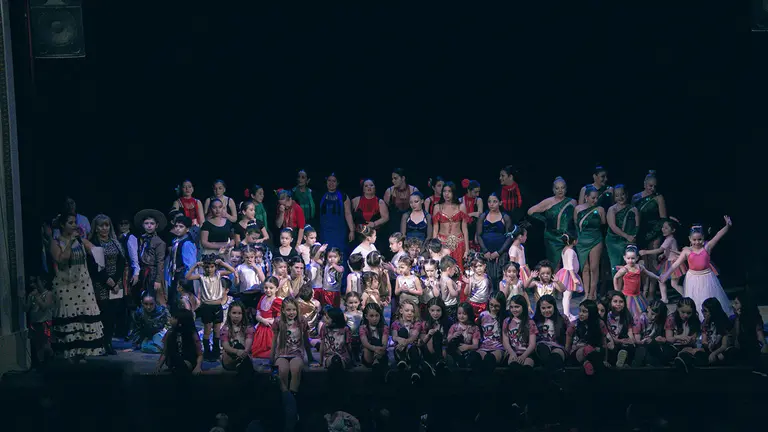 Teatro Baila en la en la Sociedad Española de S.M. de Trelew 2