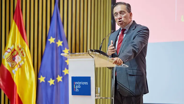 Albares. Presentación Estrategia de Acción Exterior  2