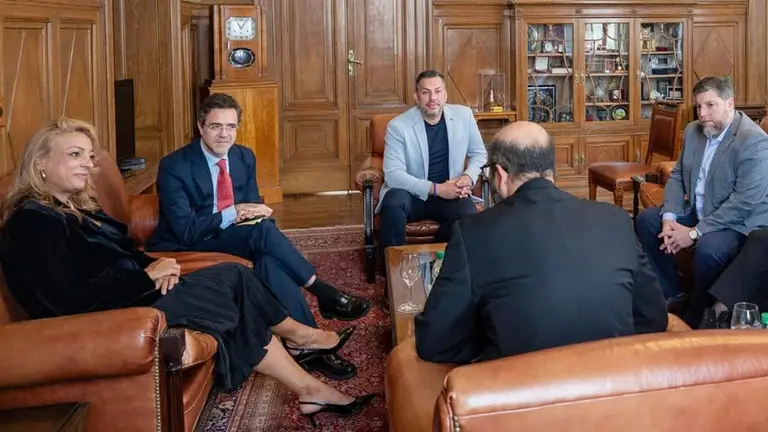 Tellez-Palacio Legislativo Uruguay 1