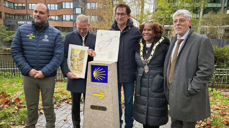 Mojones Camino Reino Unido 1