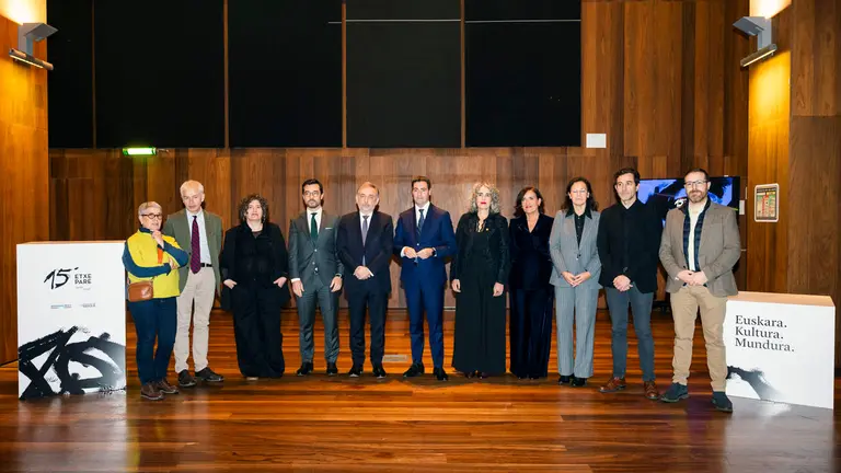 Etxepare_Paris_19-11-2025_JonUsual-7