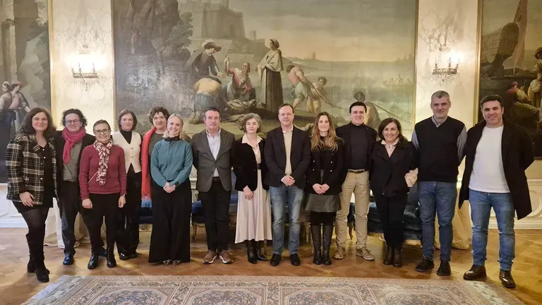 Holanda-Embajadora con profesores ALCE