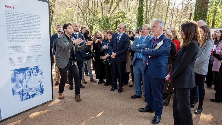 Torres-Exposicion la nueve 1