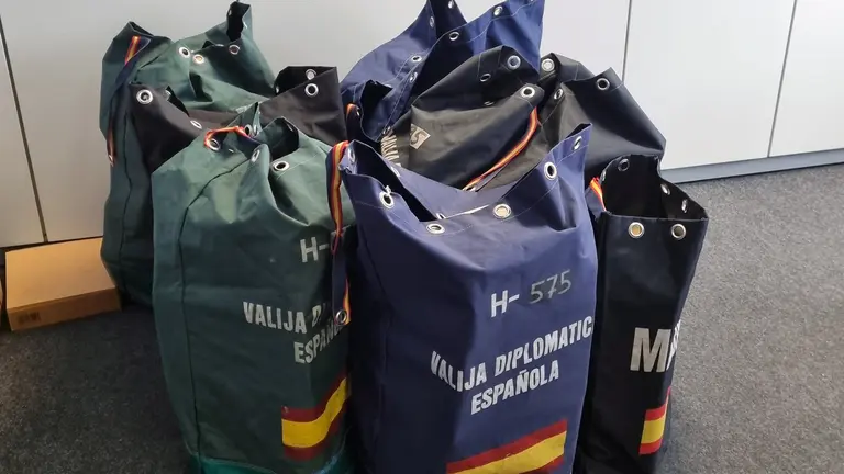 Sacas con votos en Francfort