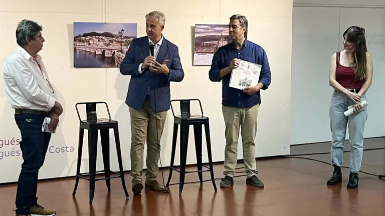 López Dobarro Exposición Iacobus 1