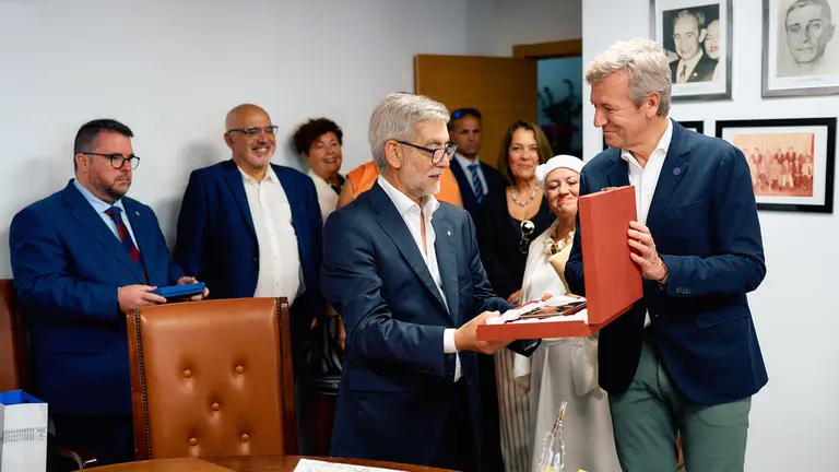O presidente da Xunta, Alfonso Rueda, visita a asociaci&oacute;n Casa de Galicia de Las Palmas de Gran Canaria. Casa de Galicia (Las Palmas), 22/05/26.