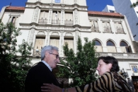 Ramos y José Antonio Nespral, ante el Centro Asturiano de Buenos Aires. Ramos y José Antonio Nespral, ante el Centro Asturiano de Buenos Aires.