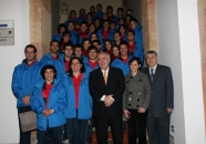 El presidente del Principado, en el centro, posa junto a los jóvenes. El presidente del Principado, en el centro, posa junto a los jóvenes.