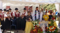 El presbítero Bladimir Lopera concelebró la misa con el Grupo Chaxiraxis. El presbítero Bladimir Lopera concelebró la misa con el Grupo Chaxiraxis.