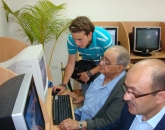 Parte de los usuarios de la Sala de Internet. Parte de los usuarios de la Sala de Internet.