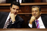 Soria y Rivero, en la sesión parlamentaria. Soria y Rivero, en la sesión parlamentaria.