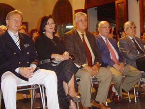 José Matres Manso, cónsul general y otros dirigentes. José Matres Manso, cónsul general y otros dirigentes.