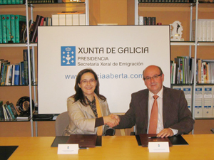 María Dolores Rodríguez y Manuel Luis Rodríguez, tras la firma. María Dolores Rodríguez y Manuel Luis Rodríguez, tras la firma.