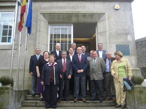 Rodríguez posa con los presidentes en la sede de Emigración. Rodríguez posa con los presidentes en la sede de Emigración.