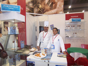 La firma ‘VigoPeixe’, presente en la feria, exporta a México más de diez contenedores de pescado congelado al año. La firma ‘VigoPeixe’, presente en la feria, exporta a México más de diez contenedores de pescado congelado al año.