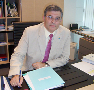 Valentín Ruiz representará a Asturias en el pleno del CGEE. Valentín Ruiz representará a Asturias en el pleno del CGEE.