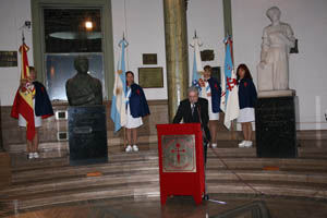 Julio Martínez, durante su intervención con motivo de la conmemoración del Día de Galicia en la entidad. Julio Martínez, durante su intervención con motivo de la conmemoración del Día de Galicia en la entidad.