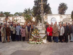 Luis Cerviño y Ana Lorenzo, entre los asistentes. Luis Cerviño y Ana Lorenzo, entre los asistentes.