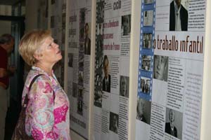El municipio pontevedrés de Mondariz acogió la muestra ‘Historia dunha emigración difusa’. El municipio pontevedrés de Mondariz acogió la muestra ‘Historia dunha emigración difusa’.
