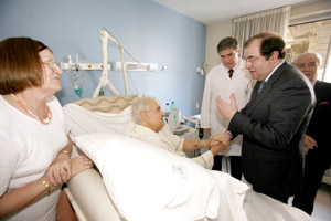 Juan Vicente Herrera visitó el Hospital Español en Buenos Aires en su último viaje a Argentina. Juan Vicente Herrera visitó el Hospital Español en Buenos Aires en su último viaje a Argentina.