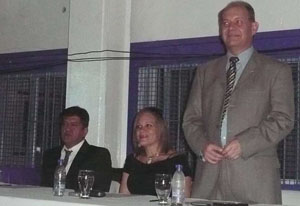 Parte del Jurado, entre el que figura el actual vicepresidente de la HGV, Antonio Piñón Martín (de pie). Parte del Jurado, entre el que figura el actual vicepresidente de la HGV, Antonio Piñón Martín (de pie).