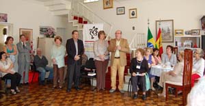 El secretario xeral, en su visita a la Sociedade Beneficente Rosalía de Castro de São Paulo. El secretario xeral, en su visita a la Sociedade Beneficente Rosalía de Castro de São Paulo.