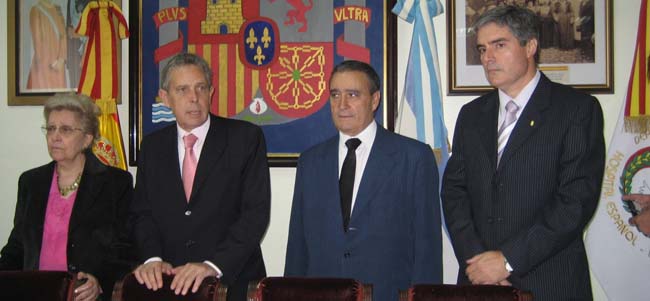 Un momento del acto celebrado en el Hospital Español de Buenos Aires. Un momento del acto celebrado en el Hospital Español de Buenos Aires.